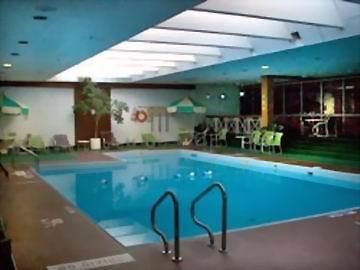 Howard Johnson Winnipeg Exterior photo
